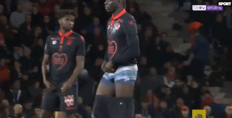 考辛斯：卢自称球员型教练，但我和隆多沃尔保罗都被他冷暴力