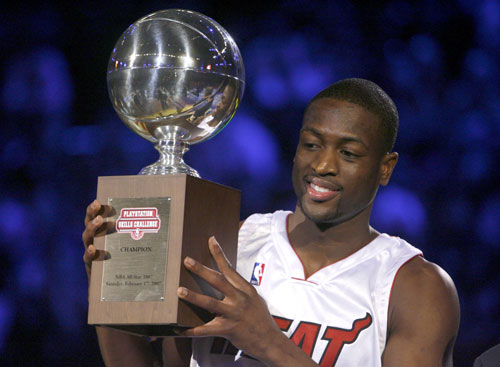 媒体人：跨年制度是迟早要考虑的，跨了才能真正融入世界体系（媒体人：跨年赛制迟早要上马，实施后方能真正融入全球体系）