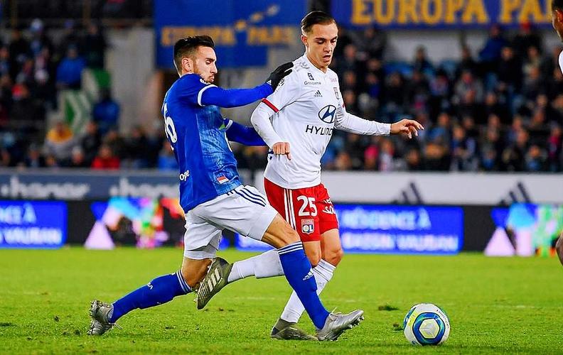 莱比锡中场强势碾压对手（莱比锡中场全面压制对手）