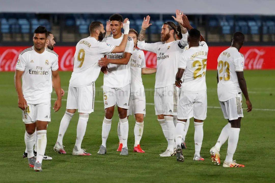 港队本月亚洲杯预选赛大名单：陈晋一领衔中超、中甲8将入选