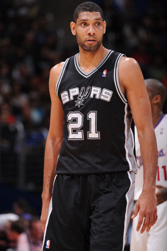 NBA：湖人加时战胜掘金 詹姆斯全场拿下38分（湖人加时力克掘金，詹姆斯砍下38分）