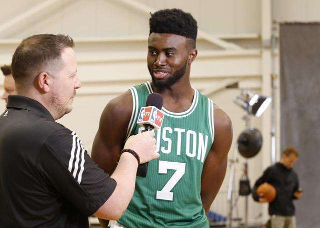 RMC：英超豪门和皇马巴萨都在关注马赛中锋罗比尼奥-瓦斯（RMC：马赛前锋罗比尼奥-瓦斯获英超豪门及皇马、巴萨共同关注）