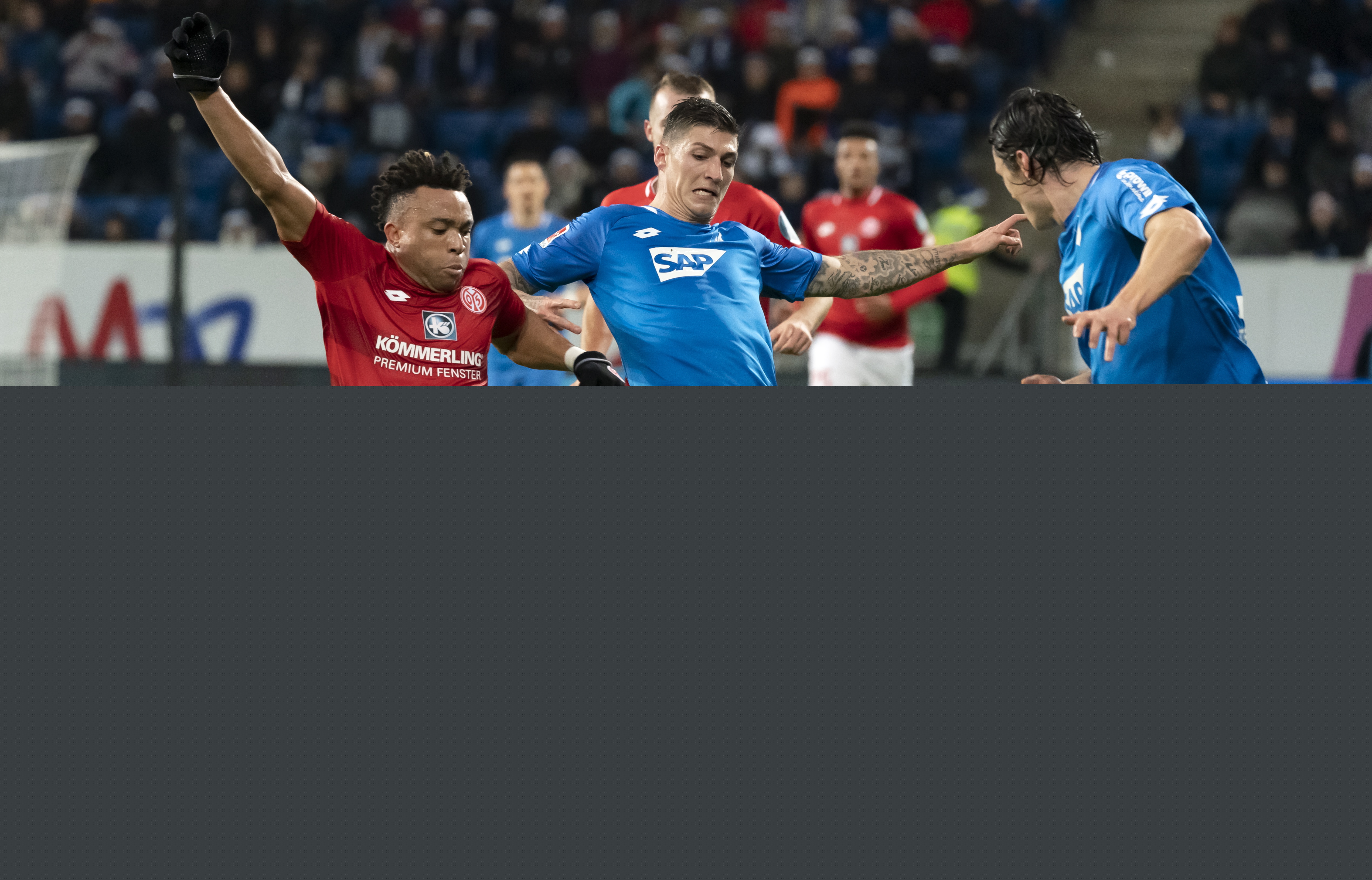 普约尔：我在家里很少谈足球，两个女儿最近才知道我曾效力巴萨（普约尔：家中几乎不谈足球，两位女儿最近才得知我曾为巴萨效力）